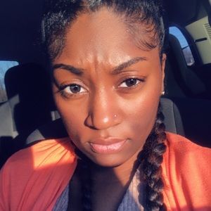 Meet your Posher, Ariel